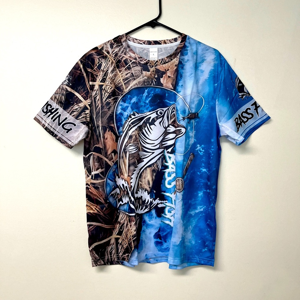 Men’s Big Bass print 100% Polyester Lg. shirt,PP 23”, 28” length,  NIB